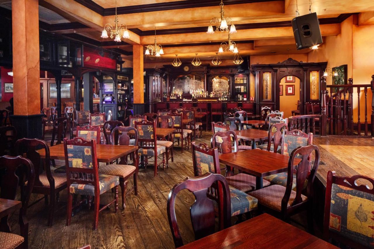 Irish Cottage Inn & Suites غالينا المظهر الخارجي الصورة