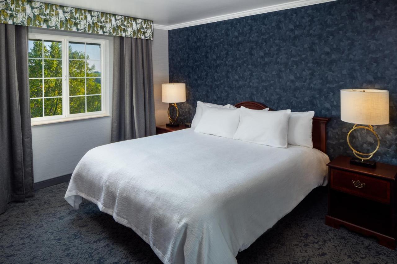 Irish Cottage Inn & Suites غالينا المظهر الخارجي الصورة